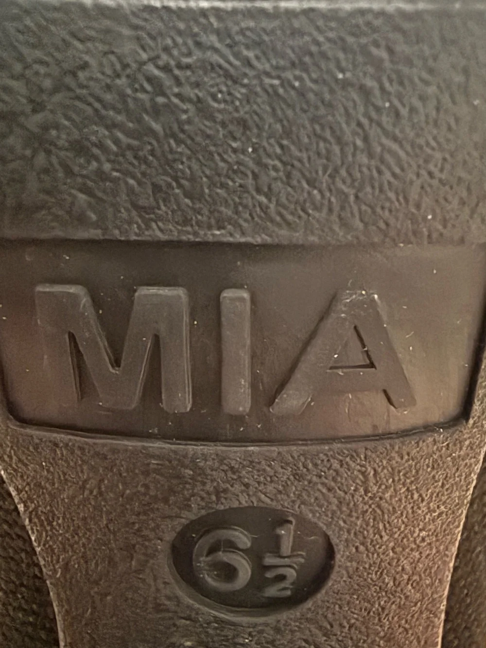 MIA sleek knit
